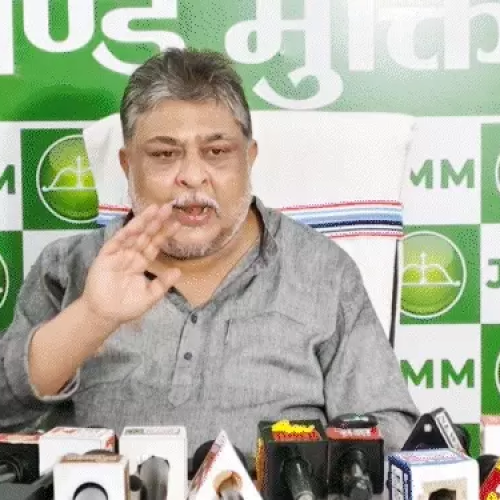 एक X पोस्ट से झारखंड की राजनीति में भूचाल — BJP के संकेत, JMM का प्रहार और कांग्रेस का पलटवार