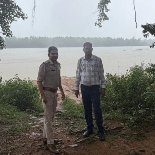 सरायकेला में अवैध खनन पर प्रशासन की बड़ी कार्रवाई, 48,300 घनफीट बालू जब्त