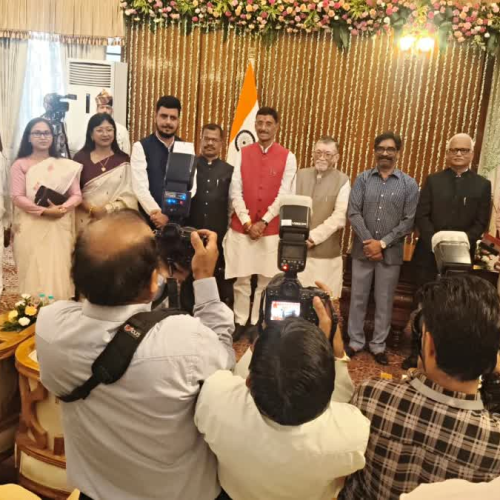 झारखंड में चार नए सूचना आयुक्तों ने ली शपथ, वर्षों से लंबित मामलों के निपटारे की उम्मीद