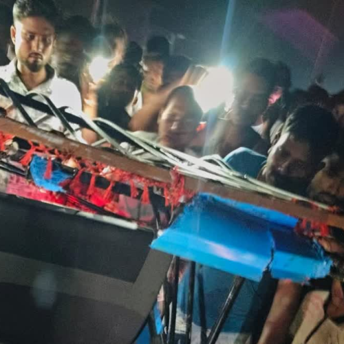 साहिबगंज में भीषण सड़क हादसा: हाइवा-टोटो की टक्कर में पति-पत्नी समेत तीन की मौत, तीन घायल