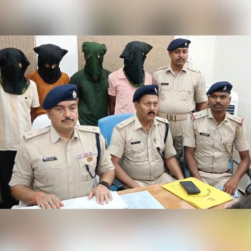 जामताड़ा पुलिस की बड़ी कार्रवाई, 5 साइबर अपराधी गिरफ्तार
