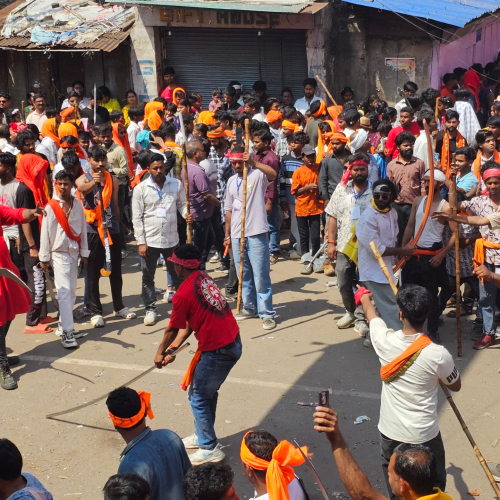 हजारीबाग में ऐतिहासिक रामनवमी जुलूस: 108 अखाड़ों की भव्य भागीदारी, ‘जय श्री राम’ के नारों से गूंज उठा शहर