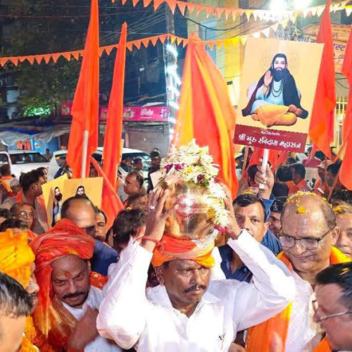 रांची में संत रविदास की जन्मस्थली से आई पावन मिट्टी का भव्य स्वागत, कलश वंदन यात्रा में उमड़ा श्रद्धालुओं का जनसैलाब