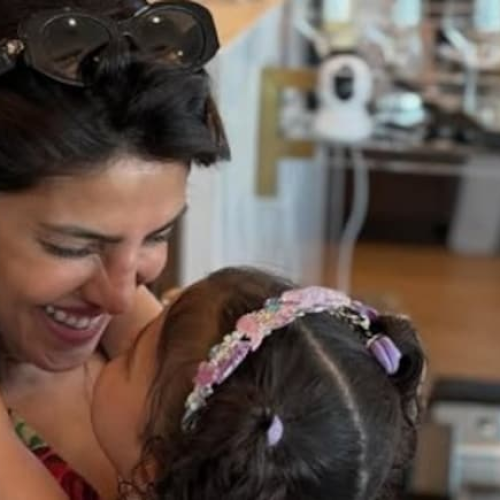 मदर्स डे पर बेटी मालती का खास सरप्राइज देख भावुक हुईं Priyanka Chopra Jonas, शेयर किया प्यारा नोट