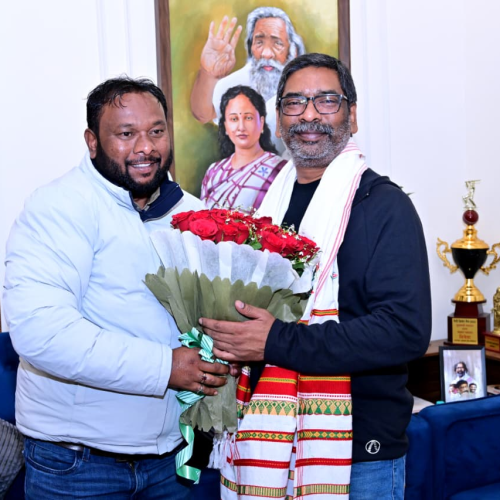 तोरपा विधायक सुदीप गुड़िया ने मुख्यमंत्री हेमंत सोरेन से की शिष्टाचार भेंट, क्रिसमस की दी बधाई और विकास पर की चर्चा